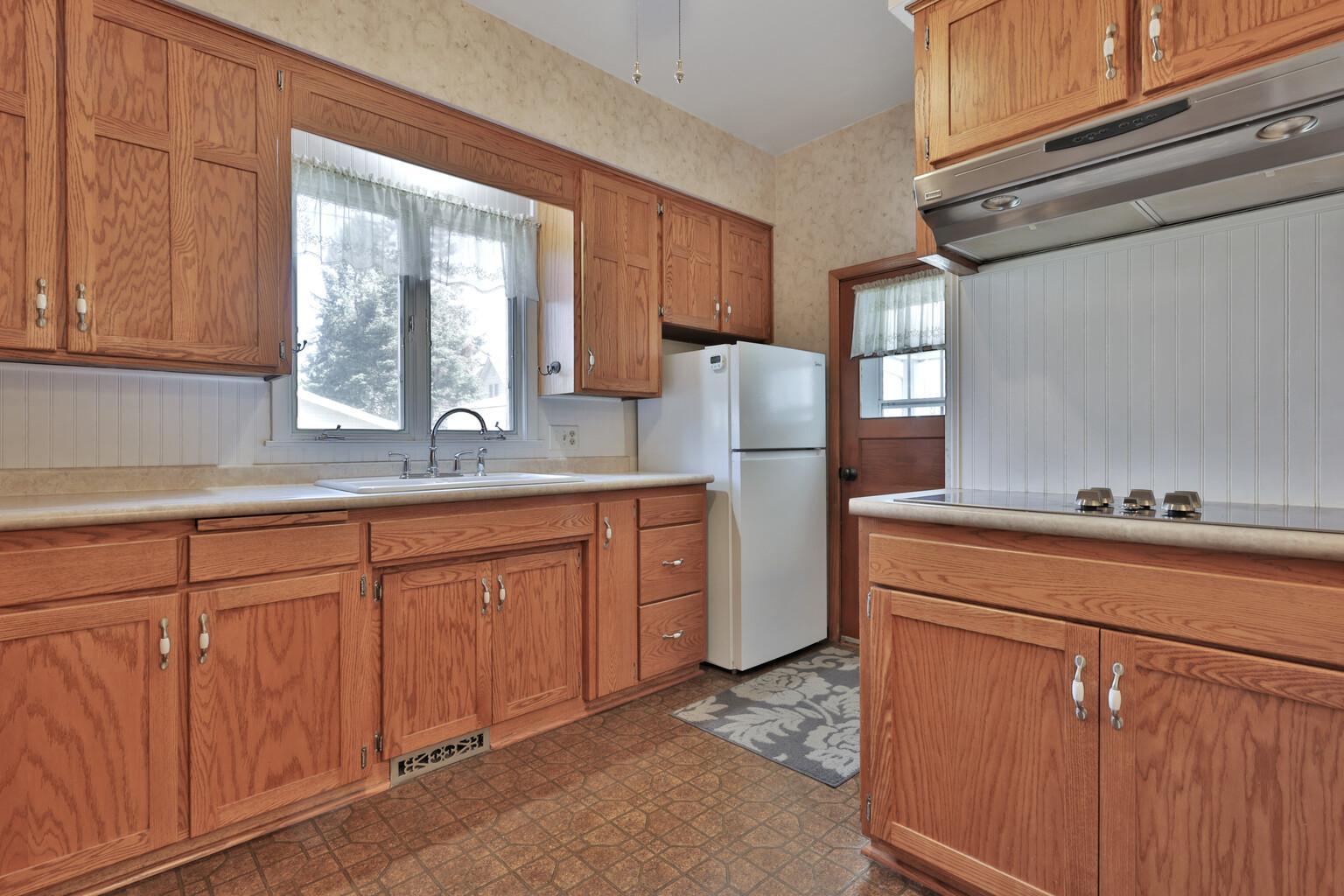 208 Center Avenue Center City, MN 55012 - Photo 21 of 44