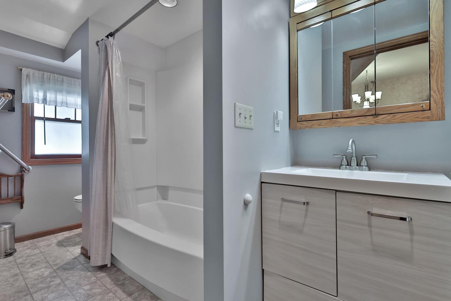 208 Center Avenue Center City, MN 55012 - Photo 29 of 44