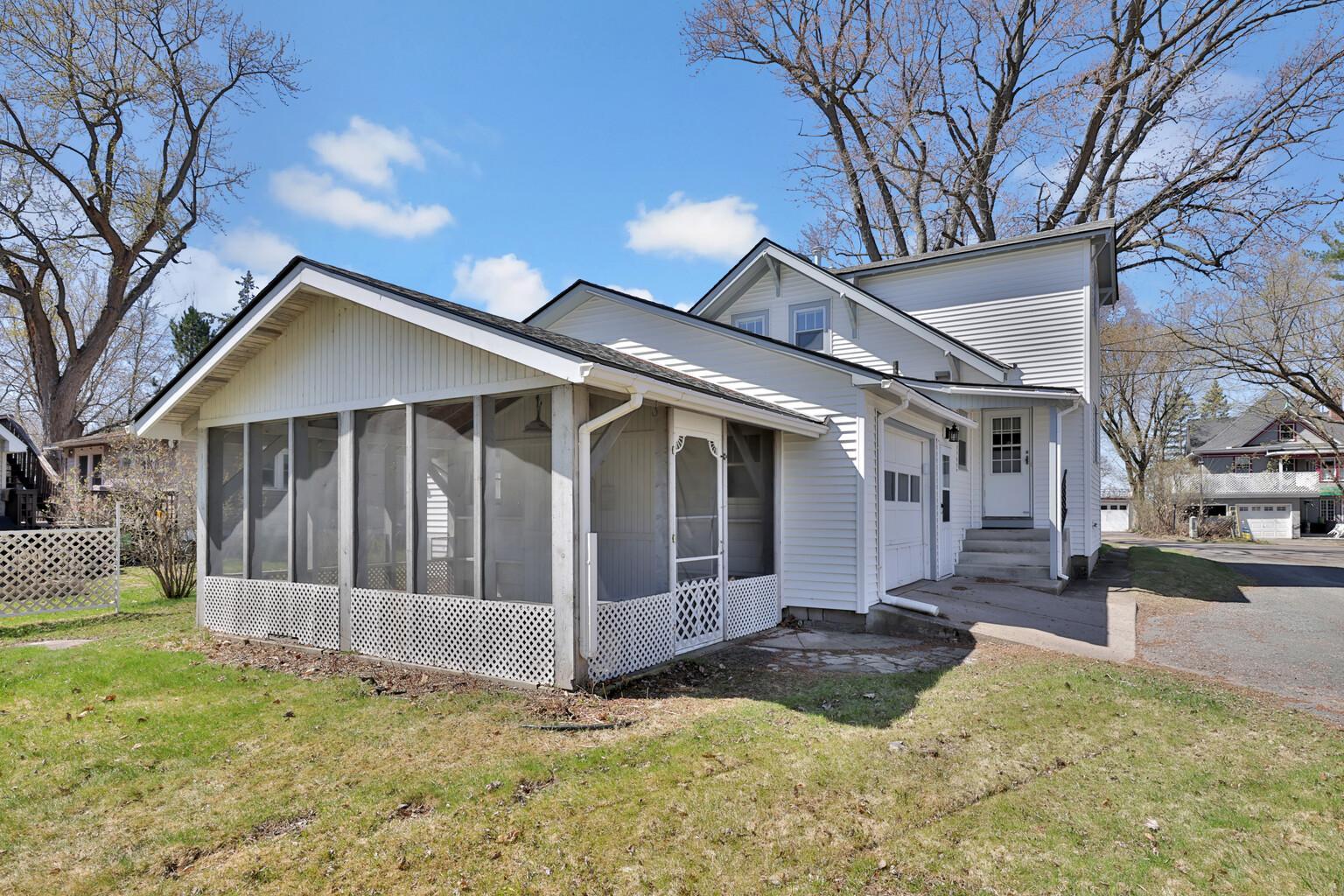 208 Center Avenue Center City, MN 55012 - Photo 6 of 44