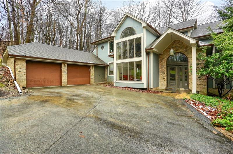 156 Valley Road Wexford, PA 15090 - Photo 1 of 25 Gallery Image 1