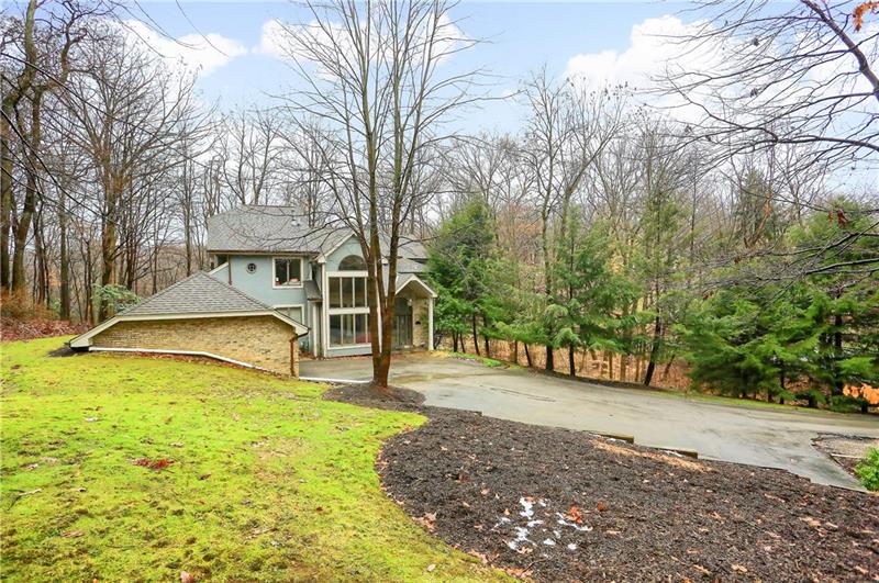 156 Valley Road Wexford, PA 15090 - Photo 24 of 25 Gallery Image 24