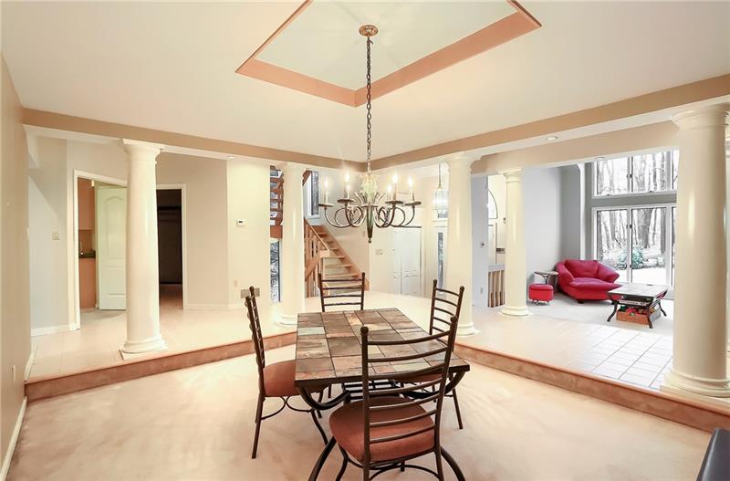 156 Valley Road Wexford, PA 15090 - Photo 4 of 25 Gallery Image 4