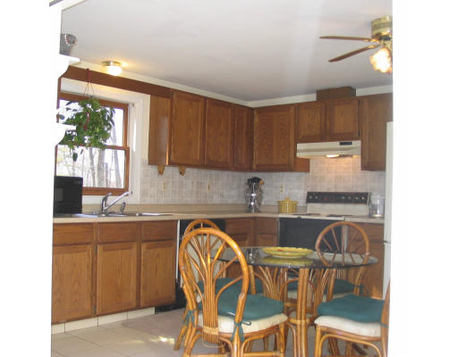 14 Knoll Road Hopkinton, MA 01748 - Photo 3 of 8 Gallery Image 3
