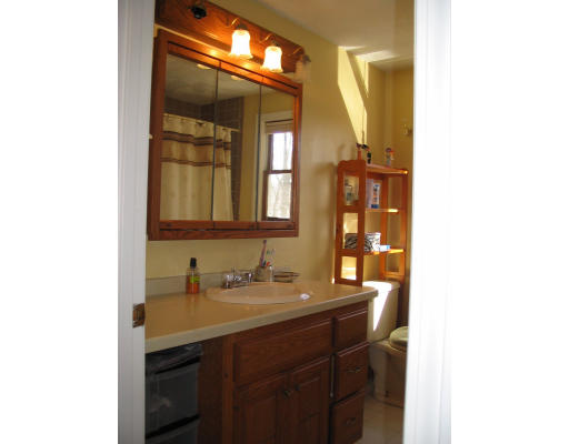14 Knoll Road Hopkinton, MA 01748 - Photo 6 of 8 Gallery Image 6