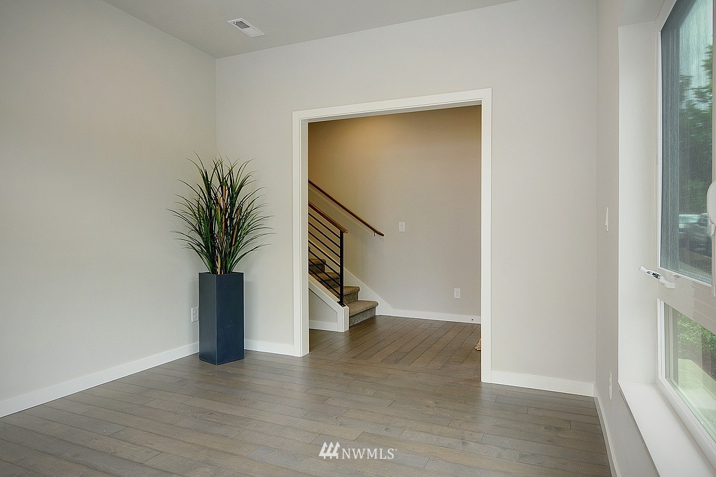 172 Sky Ridge Walk Northwest, Unit 9 Issaquah, WA 98027 - Photo 11 of 22