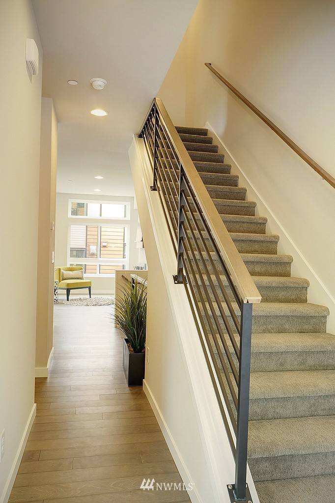 172 Sky Ridge Walk Northwest, Unit 9 Issaquah, WA 98027 - Photo 13 of 22