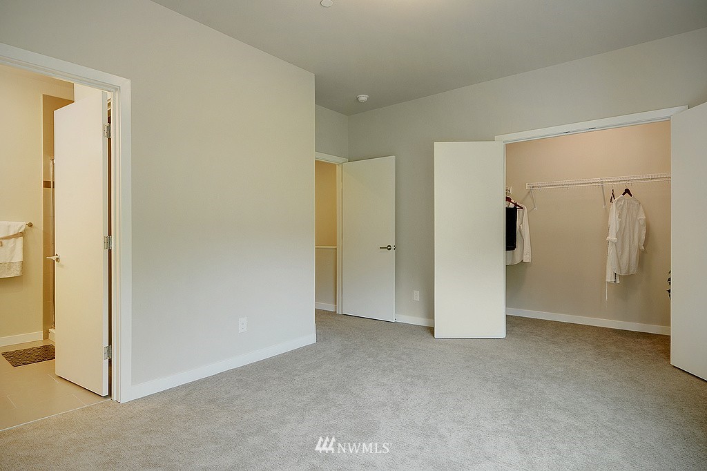 172 Sky Ridge Walk Northwest, Unit 9 Issaquah, WA 98027 - Photo 16 of 22