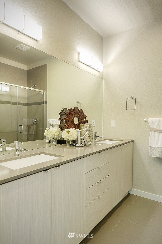 172 Sky Ridge Walk Northwest, Unit 9 Issaquah, WA 98027 - Photo 18 of 22