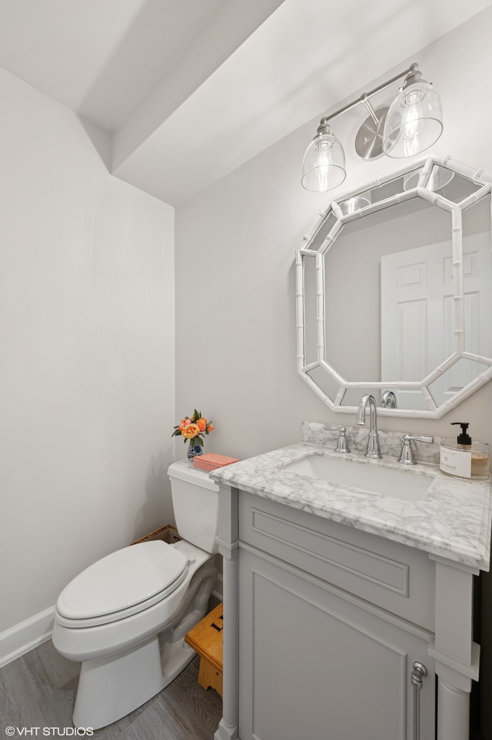 771 Valley Road Glencoe, IL 60022 - Photo 11 of 29 Gallery Image 11