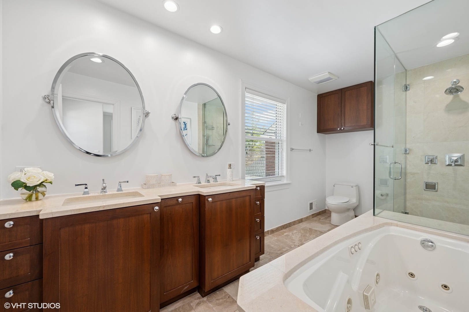 771 Valley Road Glencoe, IL 60022 - Photo 16 of 29 Gallery Image 16