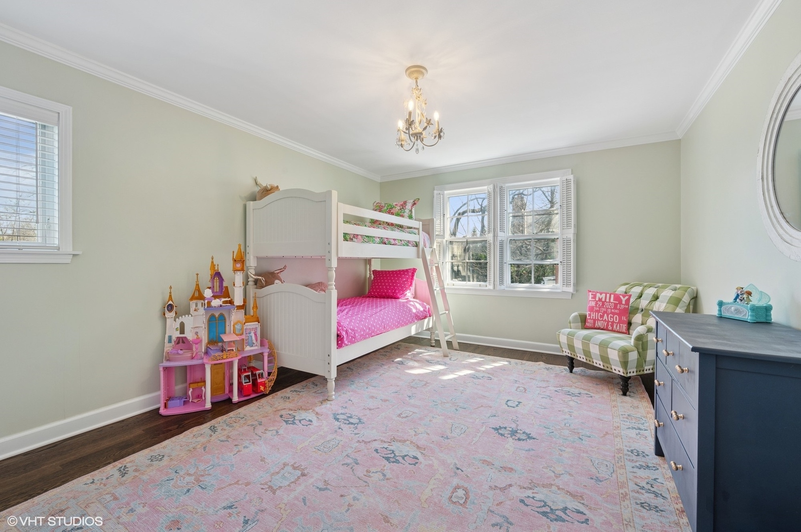 771 Valley Road Glencoe, IL 60022 - Photo 18 of 29 Gallery Image 18