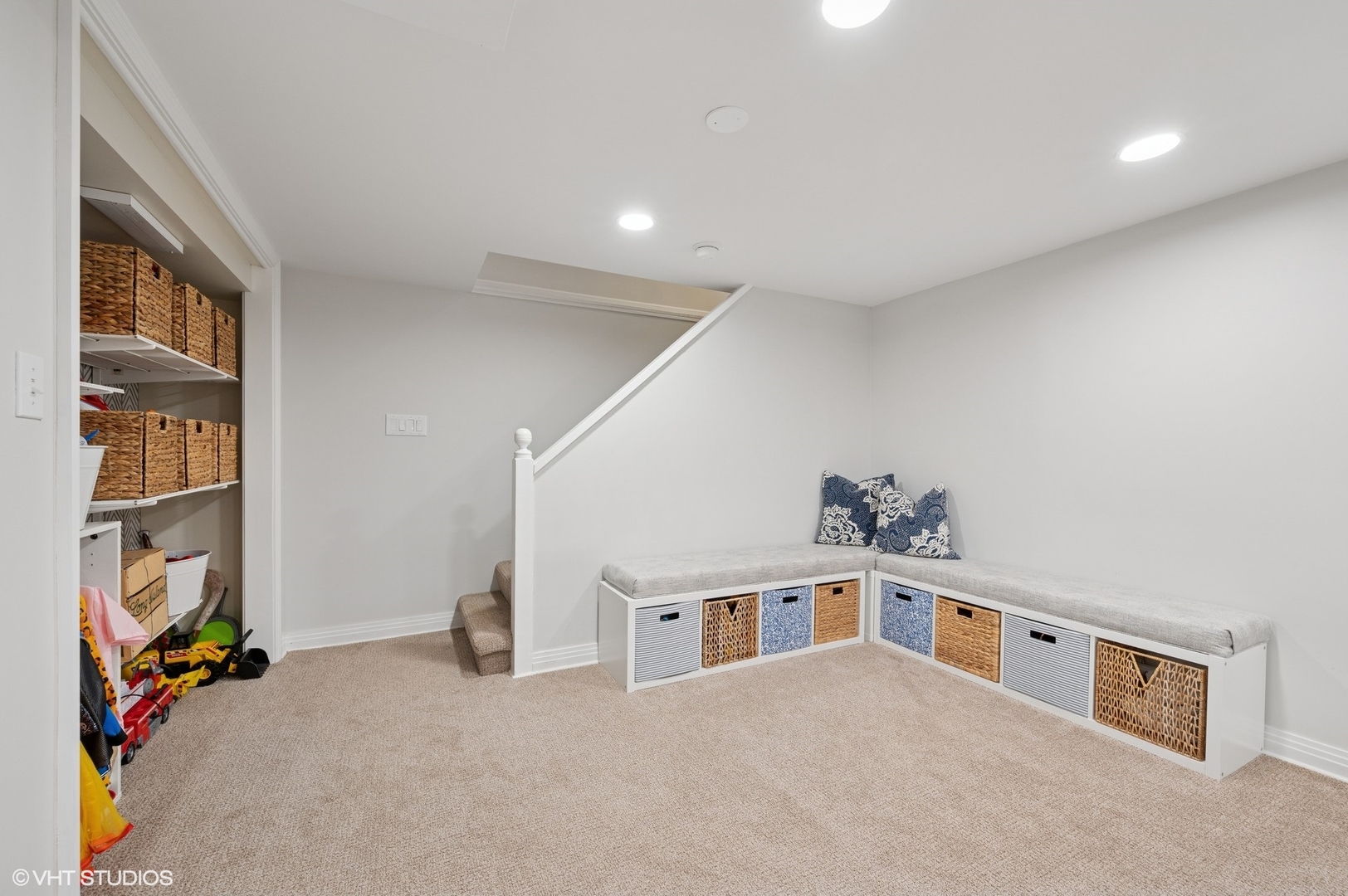 771 Valley Road Glencoe, IL 60022 - Photo 22 of 29 Gallery Image 22