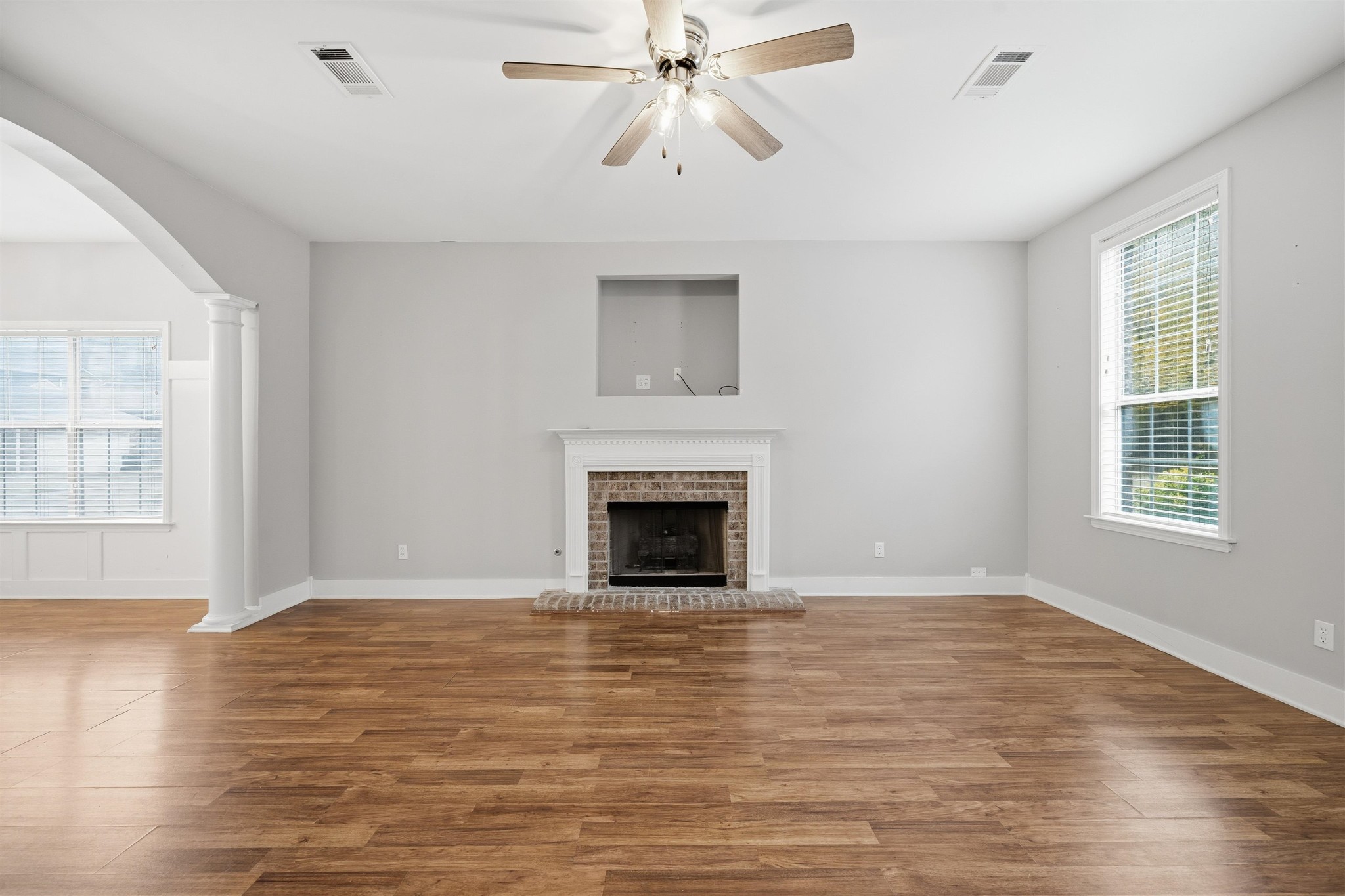 1238 South Collierville Arlington Road Collierville, TN 38017 - Photo 3 of 19 Gallery Image 3