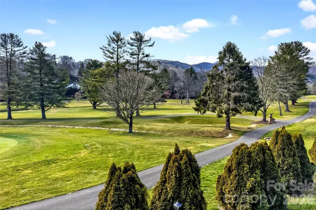 $300,000 | 263 Fairway Lane, Spruce Pine, NC 28777