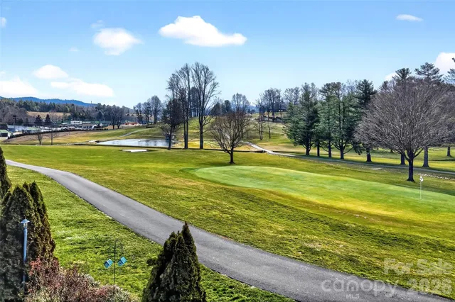 $300,000 | 263 Fairway Lane, Spruce Pine, NC 28777