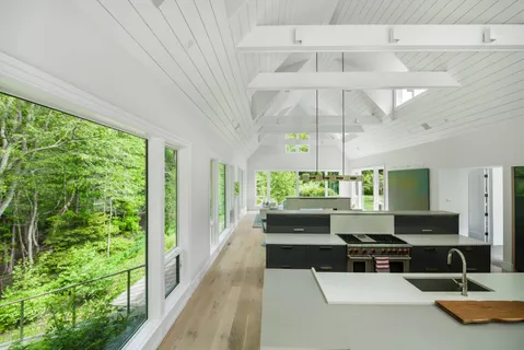 $9,495,000 | 7 Ashwood Court, Amagansett, NY 11930