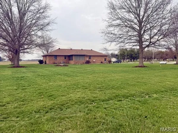 $419,000 | 10520 Vonder Haar Lane, Breese, IL 62230