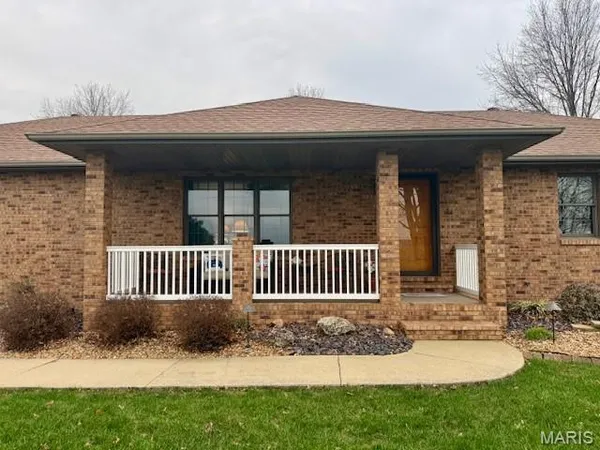 $419,000 | 10520 Vonder Haar Lane, Breese, IL 62230