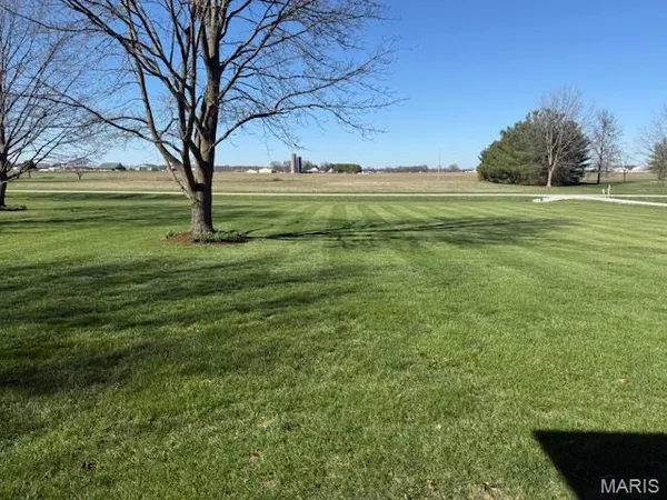 $419,000 | 10520 Vonder Haar Lane, Breese, IL 62230