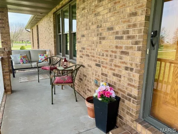 $419,000 | 10520 Vonder Haar Lane, Breese, IL 62230