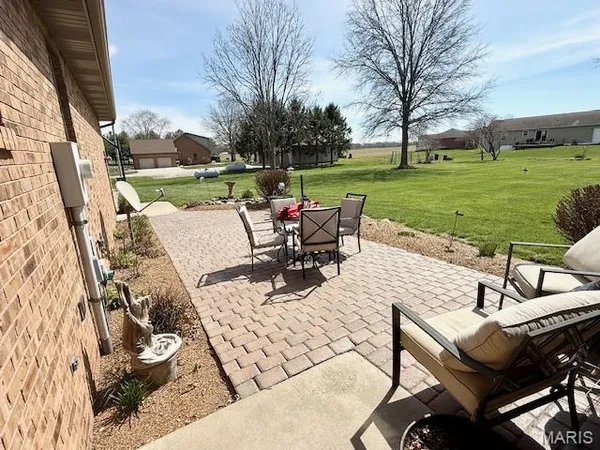 $419,000 | 10520 Vonder Haar Lane, Breese, IL 62230