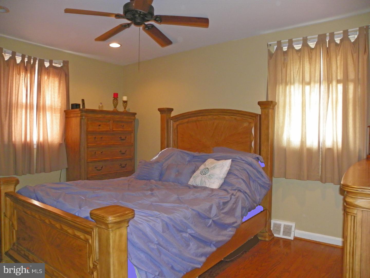 15146 Carter Road Philadelphia, PA 19116 - Photo 13 of 24 Gallery Image 13