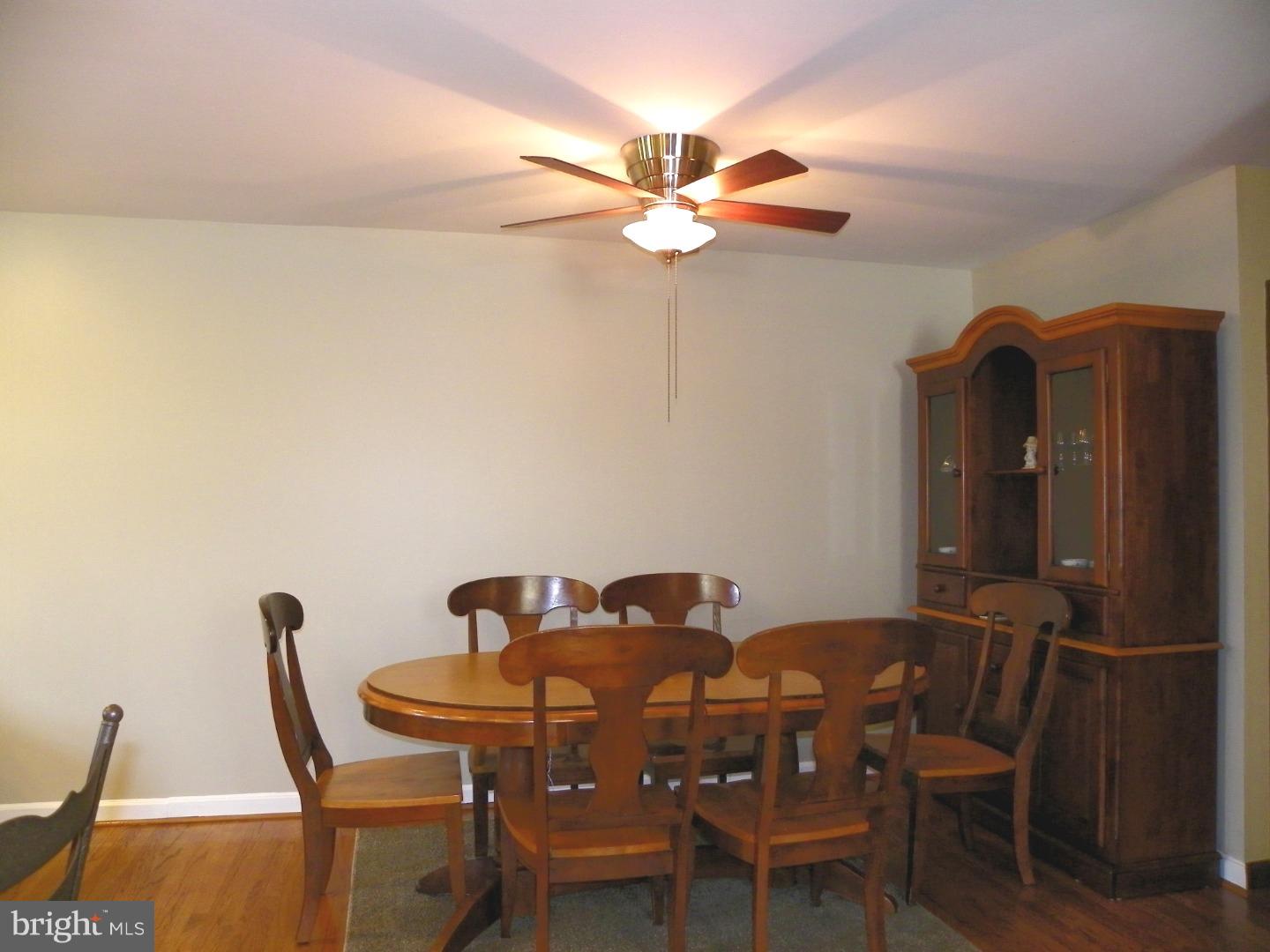 15146 Carter Road Philadelphia, PA 19116 - Photo 9 of 24 Gallery Image 9
