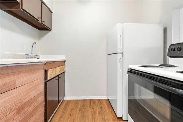 $875 | 8415 Airline Drive, Unit A16, Metairie, LA 70003