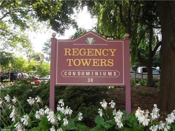 $1,500 | 30 Woodland Street, Unit 9P, Hartford, CT 06105