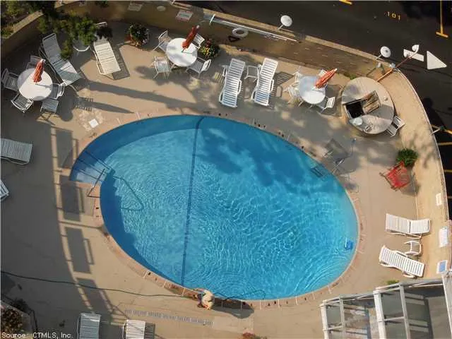 $1,500 | 30 Woodland Street, Unit 9P, Hartford, CT 06105