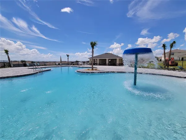 $2,050 | 1332 Sugarwood Street, Davenport, FL 33837