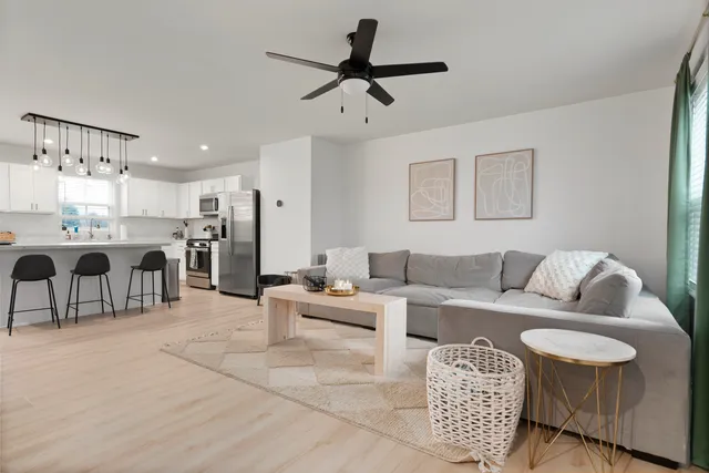 $460,000 | 2708 Hideaway Court, Plainfield, IL 60586