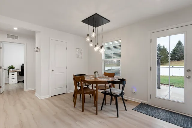 $460,000 | 2708 Hideaway Court, Plainfield, IL 60586