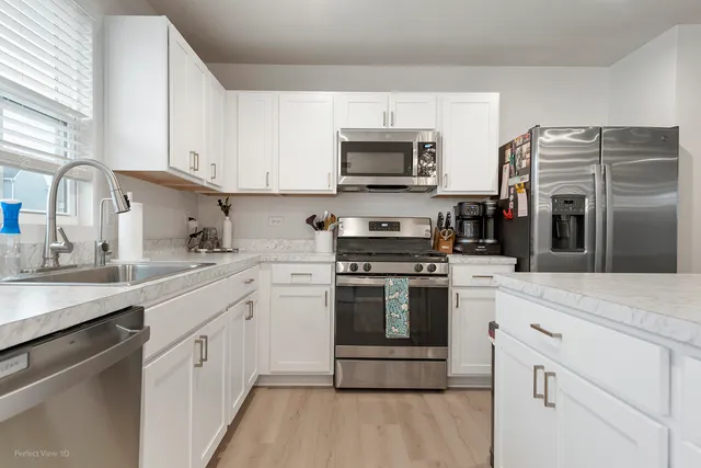 $460,000 | 2708 Hideaway Court, Plainfield, IL 60586