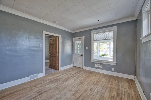 $114,900 | 25 3rd Street Southwest, Chisholm, MN 55719