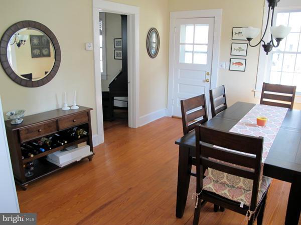 300 Lafayette Street Colonial Beach, VA 22443 - Photo 15 of 30 Dining Room