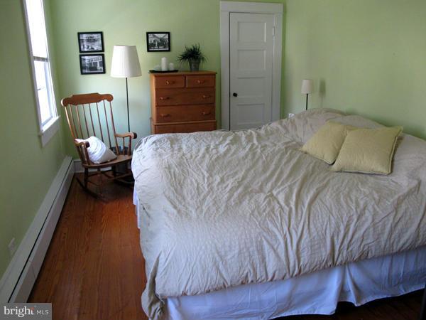 300 Lafayette Street Colonial Beach, VA 22443 - Photo 20 of 30 Bedroom (Master)
