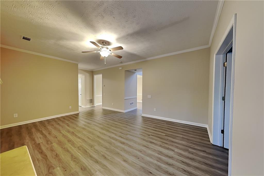 10010 Feather Sound Court Alpharetta, GA 30022 - Photo 2 of 26