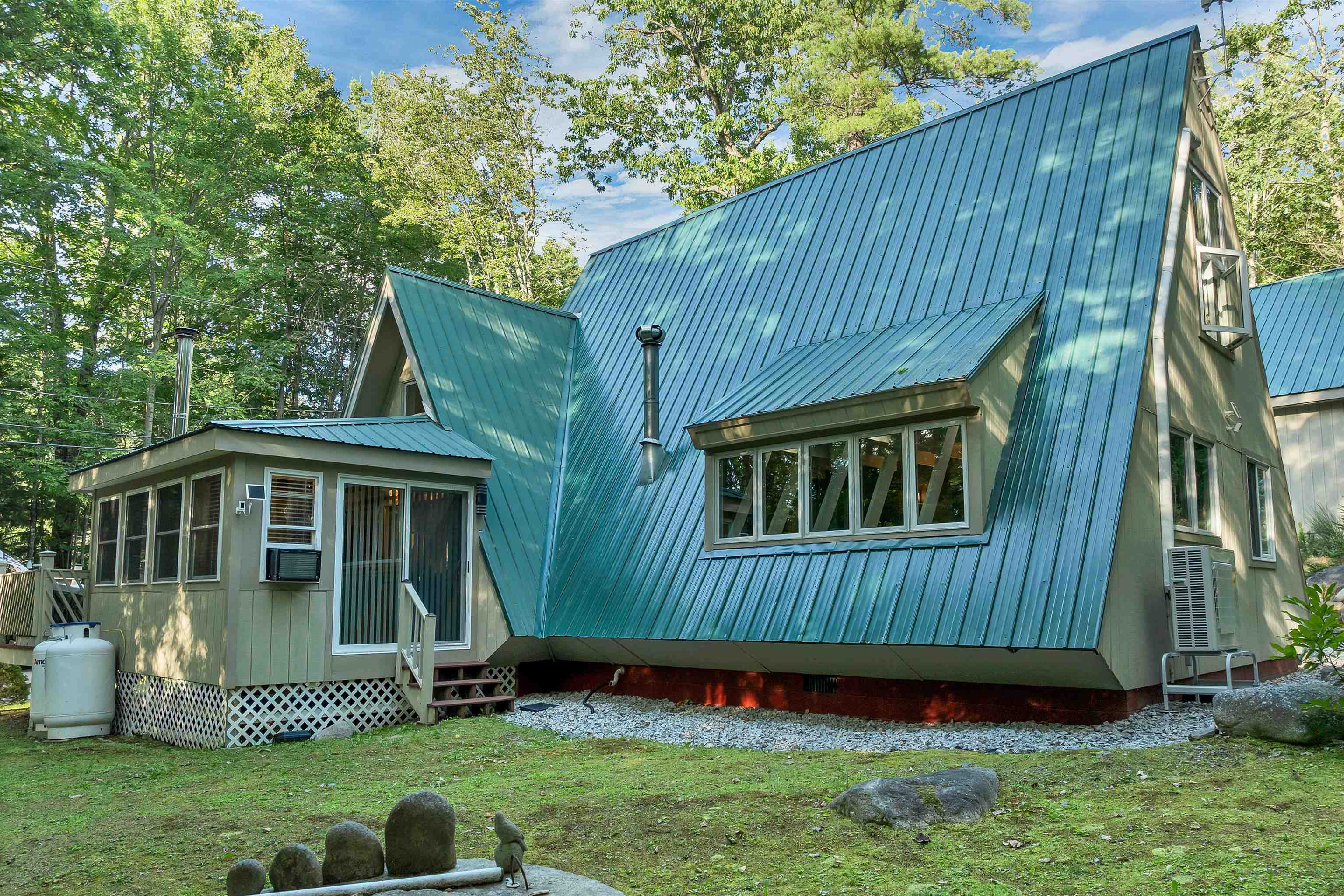 13 Chestnut Lane Madison, NH 03849 - Photo 12 of 54 Gallery Image 12