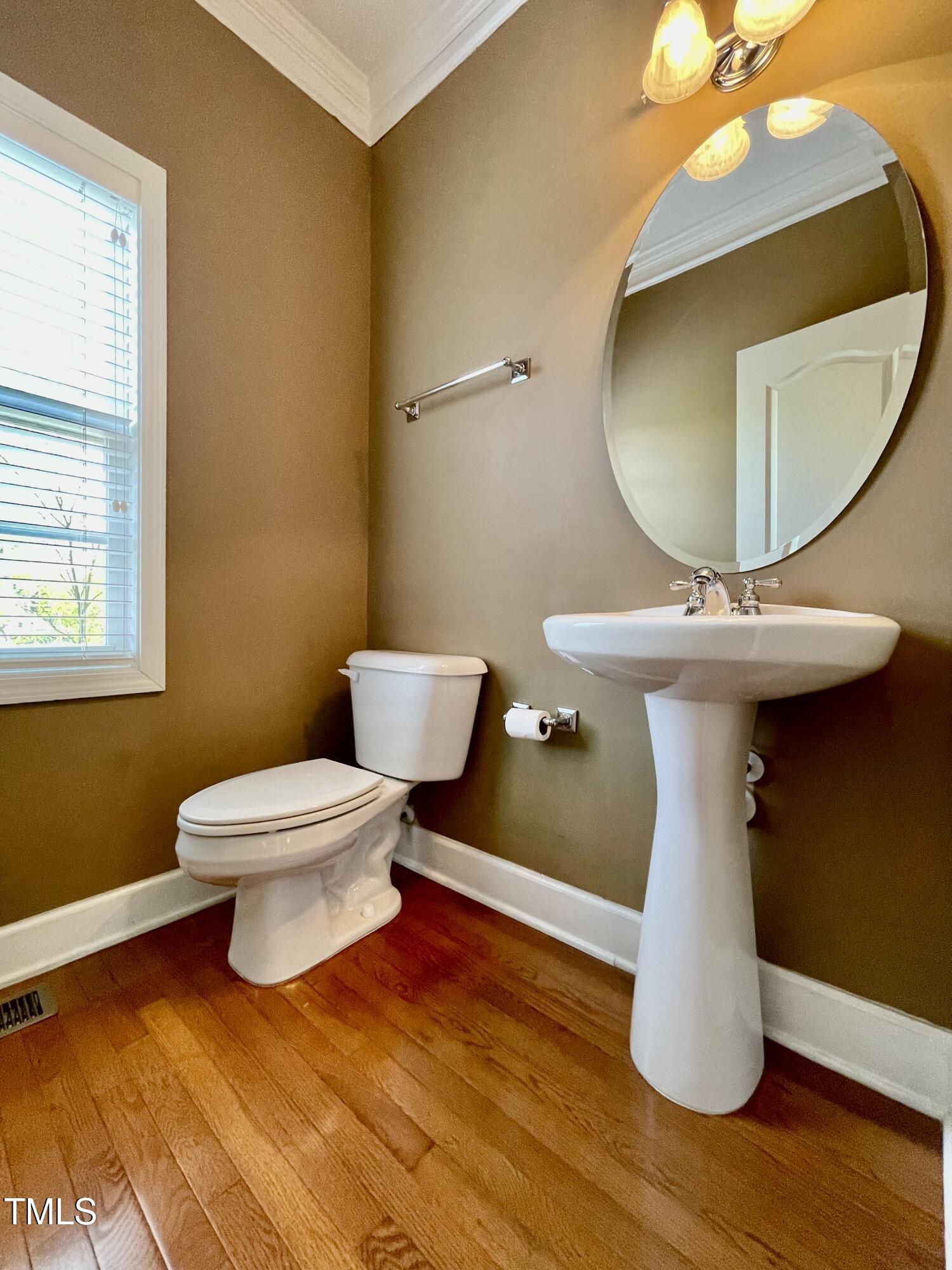 414 Weatherbrook Way Cary, NC 27513 - Photo 3 of 41 IMG-2486