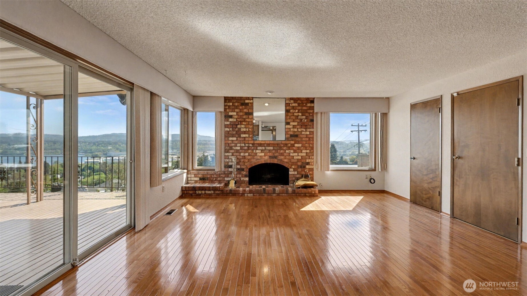 8208 South 124th Street Seattle, WA 98178 - Photo 11 of 39