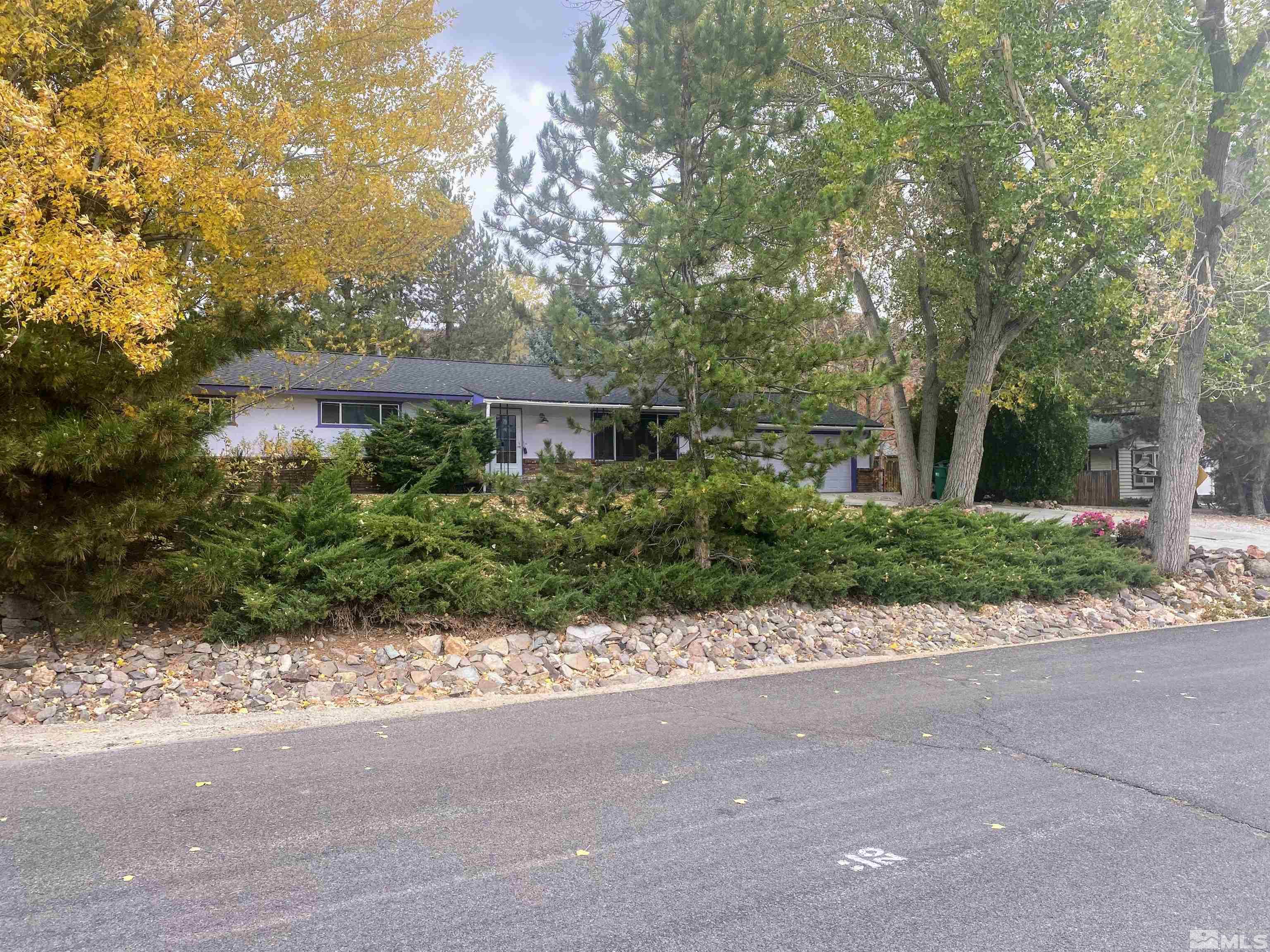 14450 Rancheros Drive Reno, NV 89521 - Photo 3 of 33 Photo 3