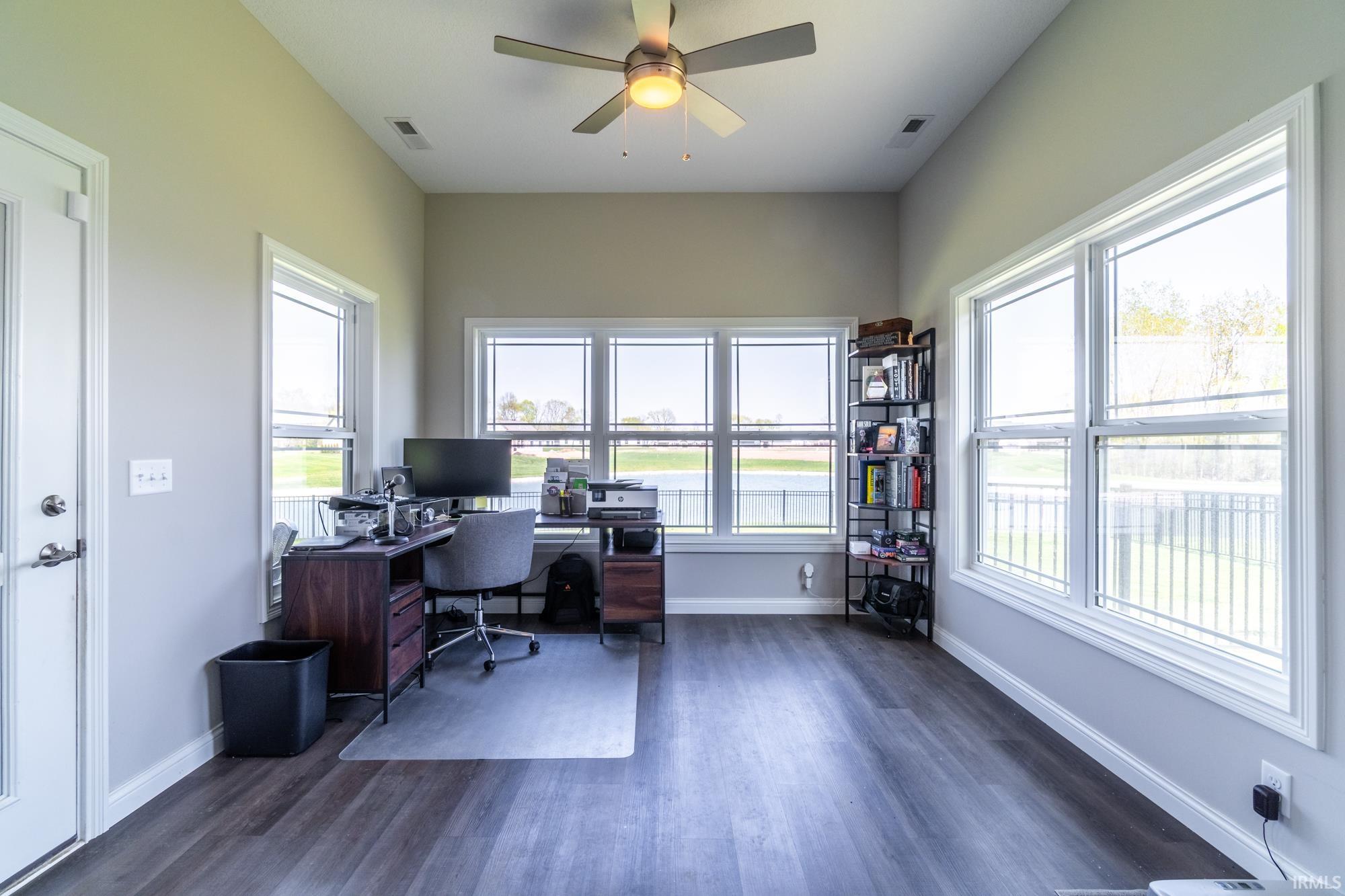 1472 Pyke Grove Pass Huntertown, IN 46748 - Photo 11 of 36