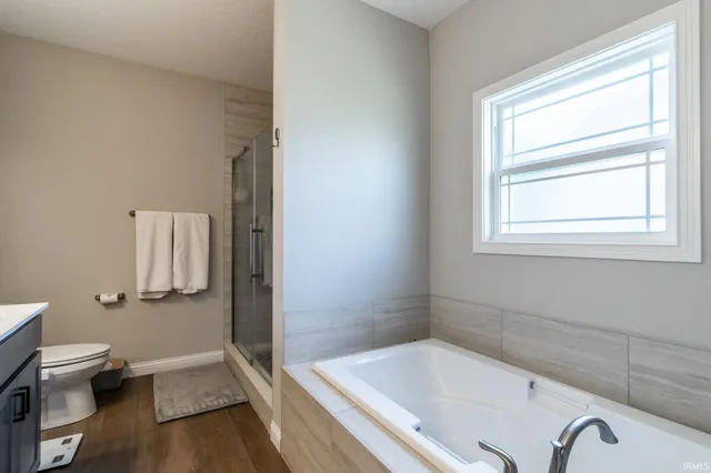 $529,900 | 1472 Pyke Grove Pass, Huntertown, IN 46748