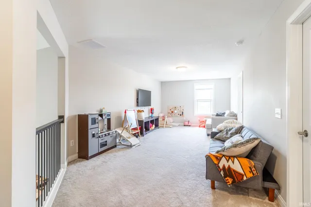 $529,900 | 1472 Pyke Grove Pass, Huntertown, IN 46748