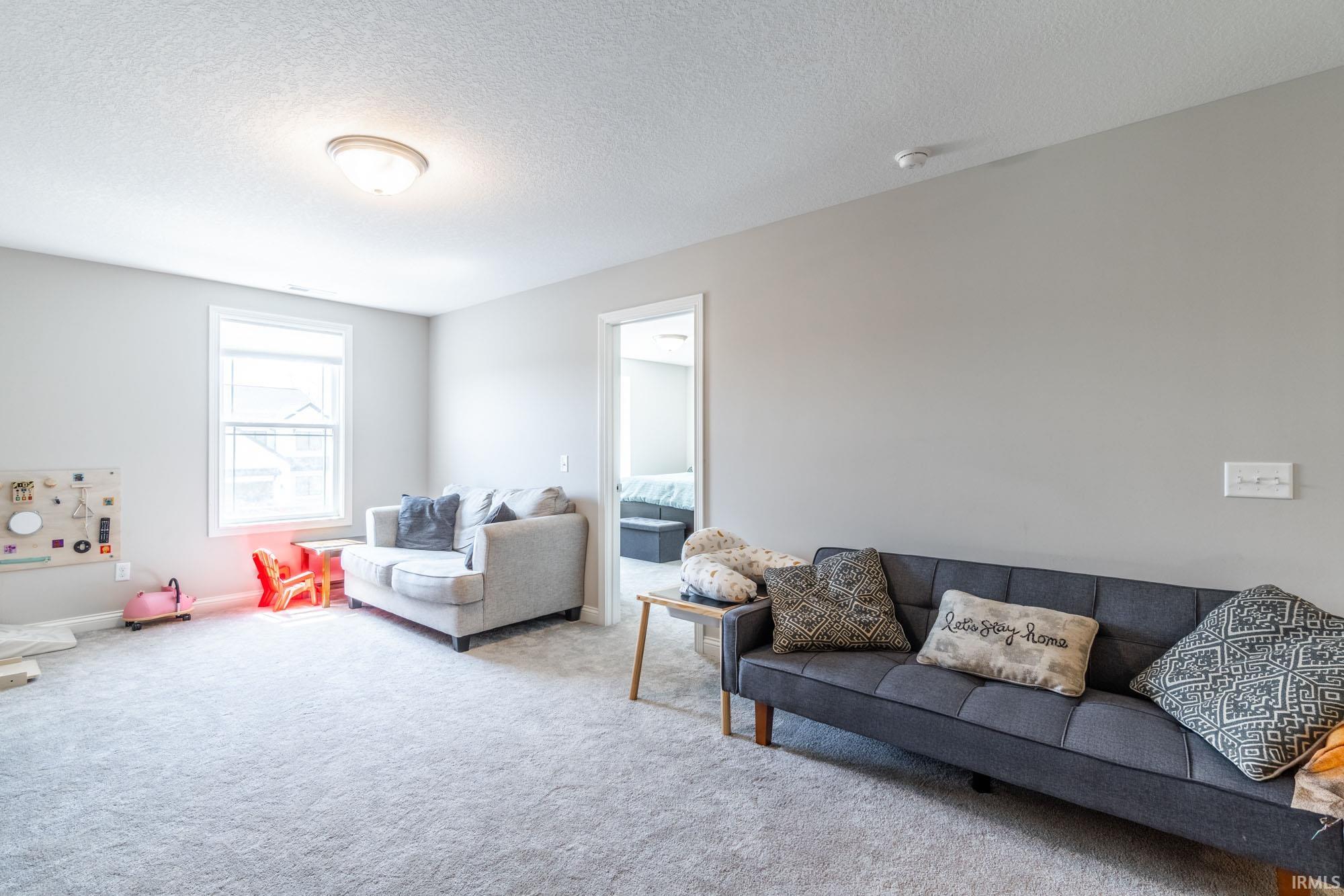 1472 Pyke Grove Pass Huntertown, IN 46748 - Photo 18 of 36