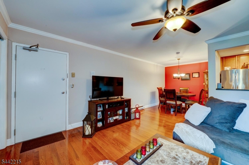 314 Federal Hill Road Pompton Lakes, NJ 07442 - Photo 6 of 29