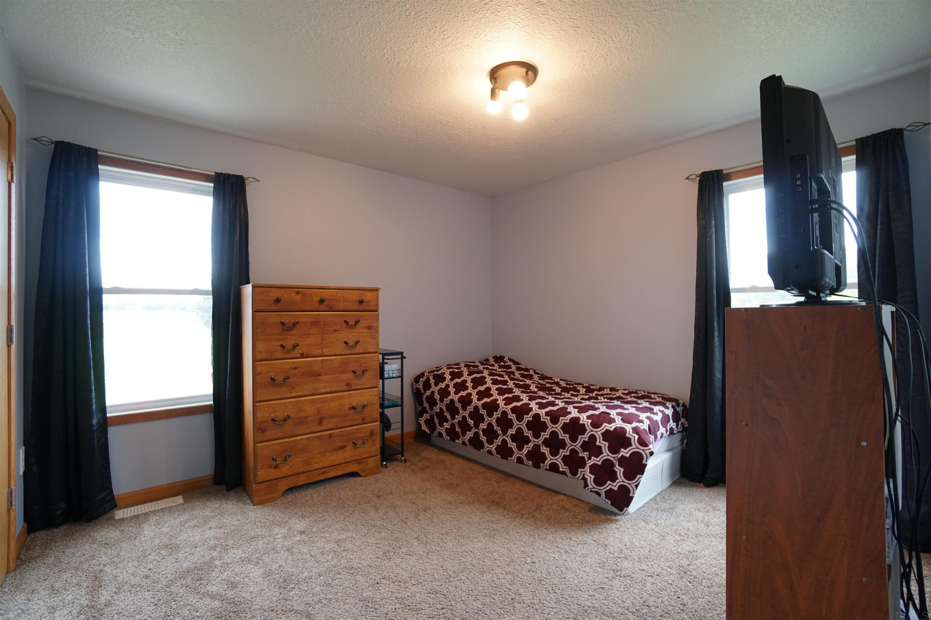 1825 South Country Club Road Warsaw, IN 46580 - Photo 18 of 36