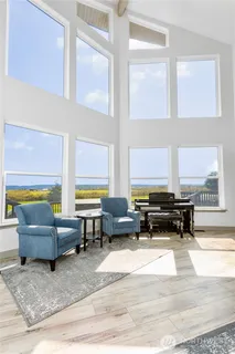 $895,000 | 26987 Highway 20, Oak Harbor, WA 98277