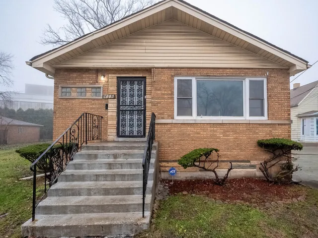 $149,900 | 9116 South Dante Avenue, Chicago, IL 60619